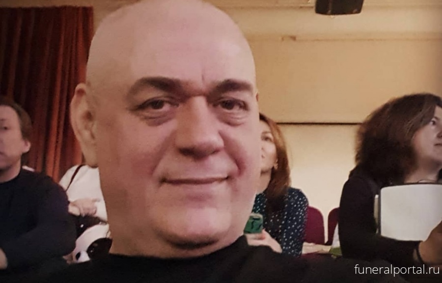 Внезапно упал с мотоцикла: легенда российской журналистики Сергей Доренко погиб в Москве - Похоронный портал