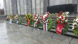Церемония возложения венков к мемориалу советским воинам прошла в ФРГ