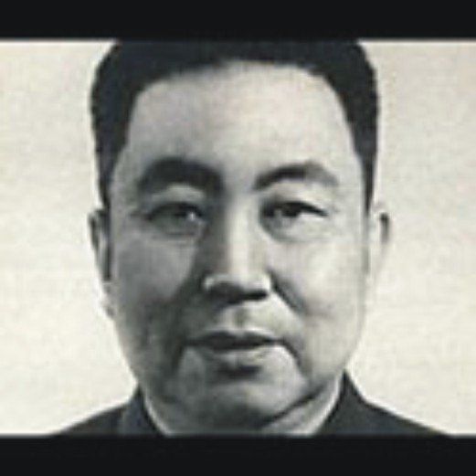 Хуа Гофэн (16.02.1921 — 20.08.2008)
