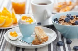 Ученые выяснили, к чему приводит пропуск завтрака