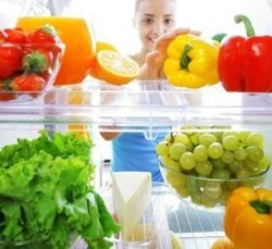 Овощи и фрукты становятся опасными после хранения в холодильнике