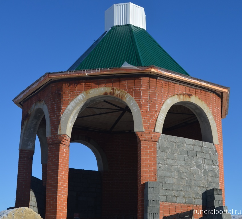 Жители Медногорска за свои средства восстанавливают старинное кладбище и часовню - Похоронный портал