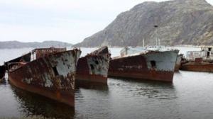 Сотню мертвых кораблей, что устилает Кольский залив, уберут за 700 миллионов - Похоронный портал