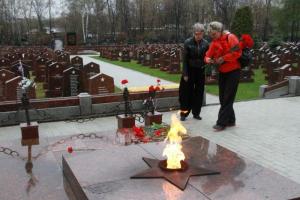 7 ноября Бессмертный полк приглашает москвичей принять участие в поминовении воинов на Преображенском кладбище - Похоронный портал