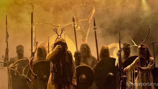 Неофолк-группа Heilung устроит в России шоу с языческими ритуалами викингов