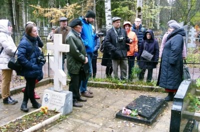 Участники проекта "Пешком по Усть-Сысольску" прошлись по кладбищу