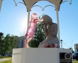Памятник нерождённым детям, Сургут