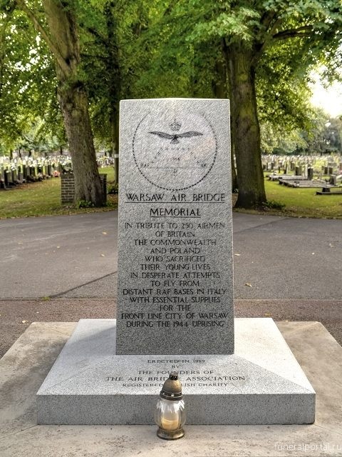 Polish War Graves of Newark Cemetery - Похоронный портал