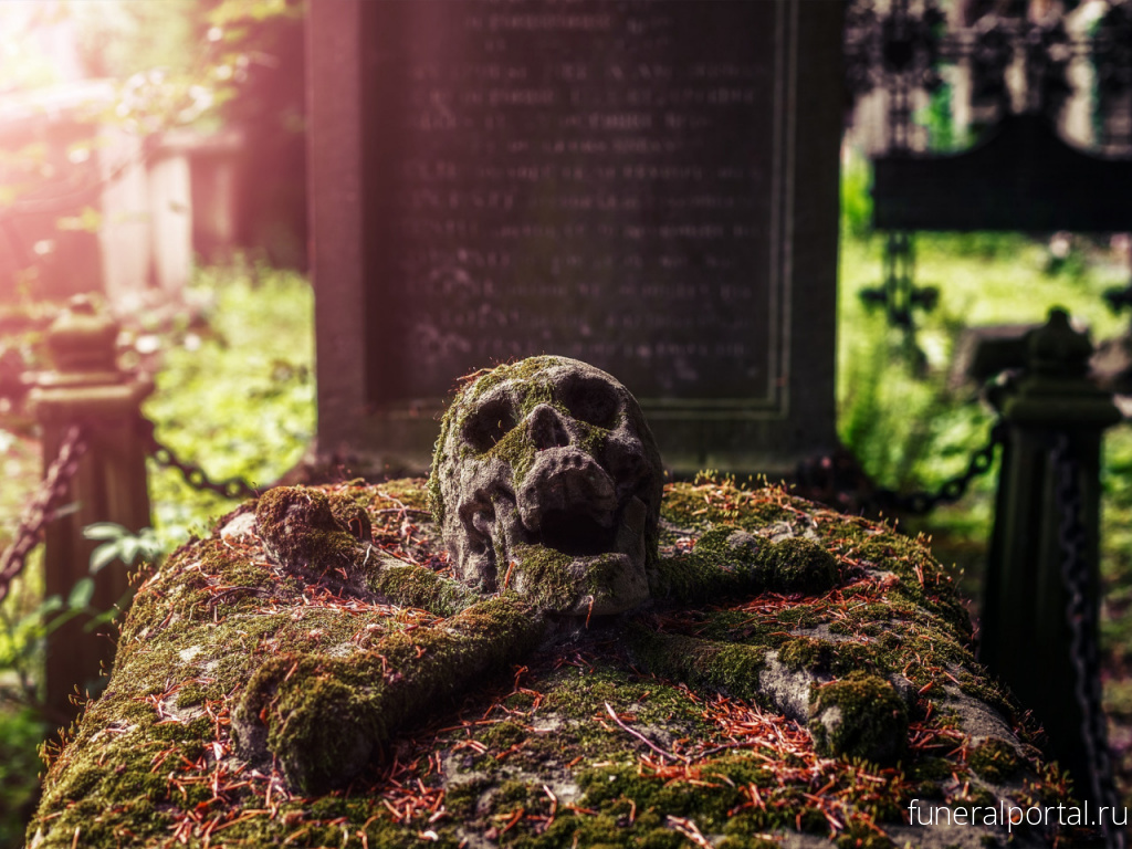 РЕН ТВ. Как идея ввести ГОСТ на надгробия «взорвала» тишину «загробного мира» - Похоронный портал