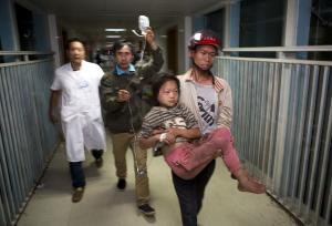 В Китае число жертв землетрясения достигло 381 человека - Похоронный портал
