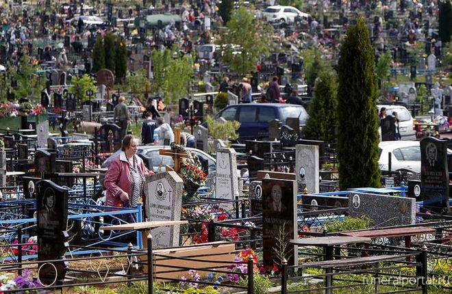 Орелград. Мценский район оставили без могильщиков - Похоронный портал