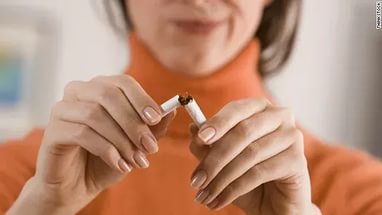 Ученые назвали продукты, которые защищают легкие курильщиков