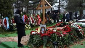 Виталия Чуркина похоронили на Троекуровском кладбище в Москве (фото, видео) - Похоронный портал