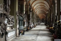 Стальено: Кладбище как произведение искусства