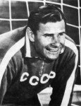 Сегодня исполняется 25 лет со дня смерти легендарного футбольного вратаря Льва Яшина - Похоронный портал