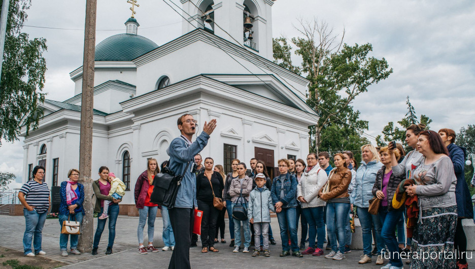 Жители барнаула. Экскурсии по Барнаулу. Барнаул экскурсии. Прогулка по Барнаулу. Известный экскурсовод Алтайского края.