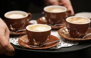 Ученые: употребление кофе снижает риск смерти на 15%. - Похоронный портал