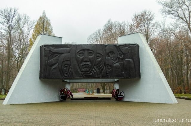 За Князь-Владимирским кладбищем будут следить горожане - Похоронный портал