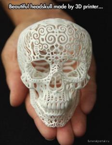 3D Printed Skull Lights Up DefCon