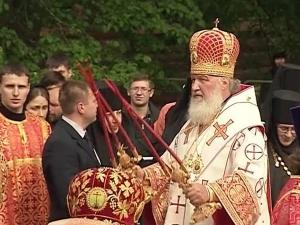 Патриарх Кирилл совершит литургию на Бутовском полигоне. - Похоронный портал