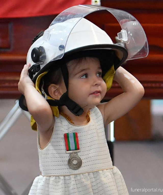  Australia. Heartbreaking scenes as rural firefighter Andrew O’Dwyer farewelled at funeral - Похоронный портал