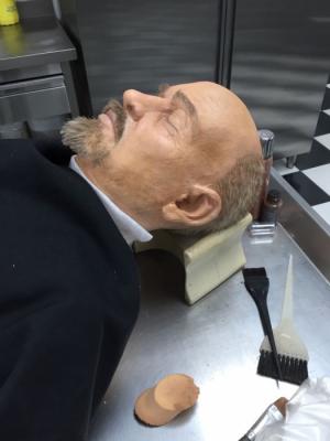 В Новосибирске выставят саркофаг с копией тела Ленина - Похоронный портал