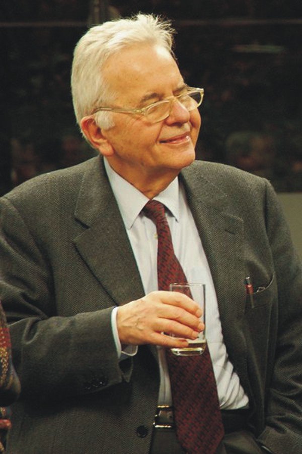 Никола Кабиббо (10.04.1935 - 16.08.2010)