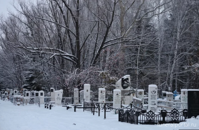 Жители Сургута жалуются на снежный полигон, из-за которого топит кладбище - Похоронный портал