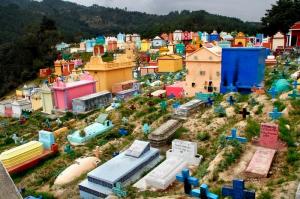 Все цвета радуги: жизнерадостные кладбища в Гватемале - Похоронный портал