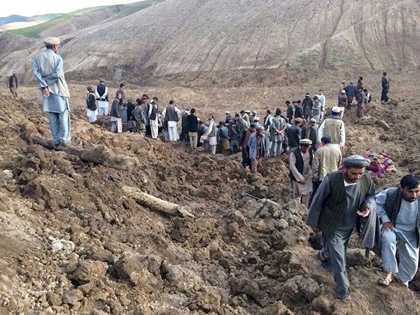  Подтверждена гибель более 2 тысяч человек от оползня в Афганистане - Похоронный портал