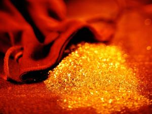 Ученые нашли в человеческих отходах частицы золота на миллионы - Похоронный портал
