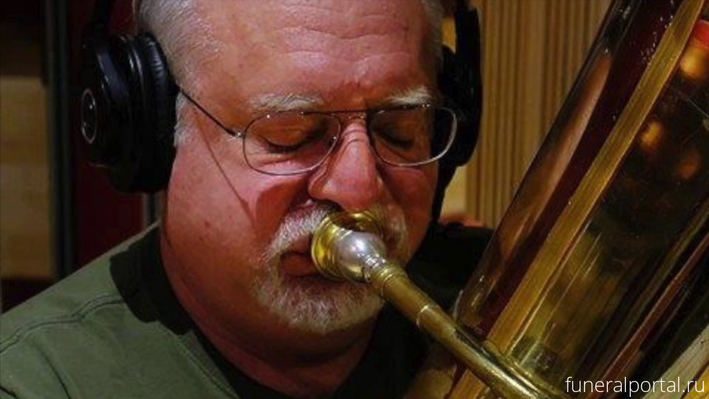 Умер тубист Эд Голдштейн (Ed Goldstein) - Похоронный портал