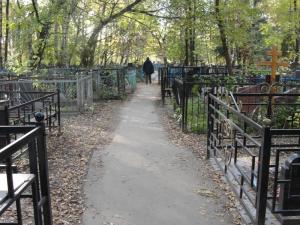 Жители Мариинска хоронили родных на закрытом кладбище рядом с домами - Похоронный портал