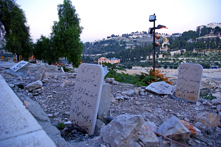 10 мусульманское кладбище