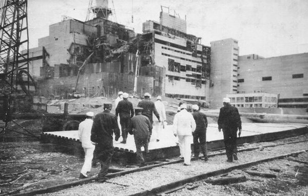 chernobyl_sarcofag.jpg