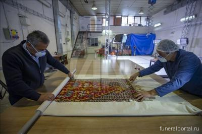 Турция: Изысканные "посмертные ковры" под защитой